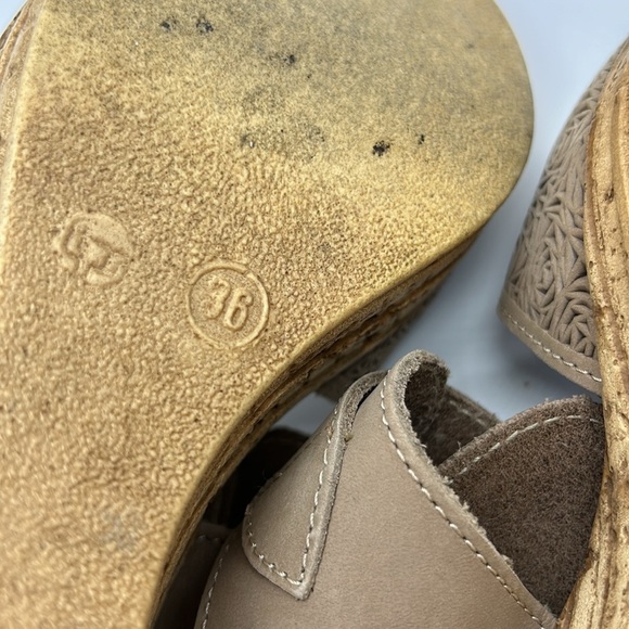 Spring Step MITU Wedge Sandals EU 36  Women's 5.5-6 Beige Perforated Leather - Picture 8 of 9